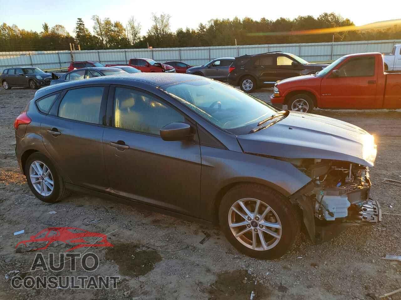 FORD FOCUS 2018 - 1FADP3K27JL329894