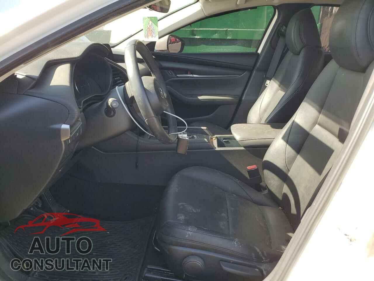MAZDA 3 2021 - JM1BPBBL4M1332014