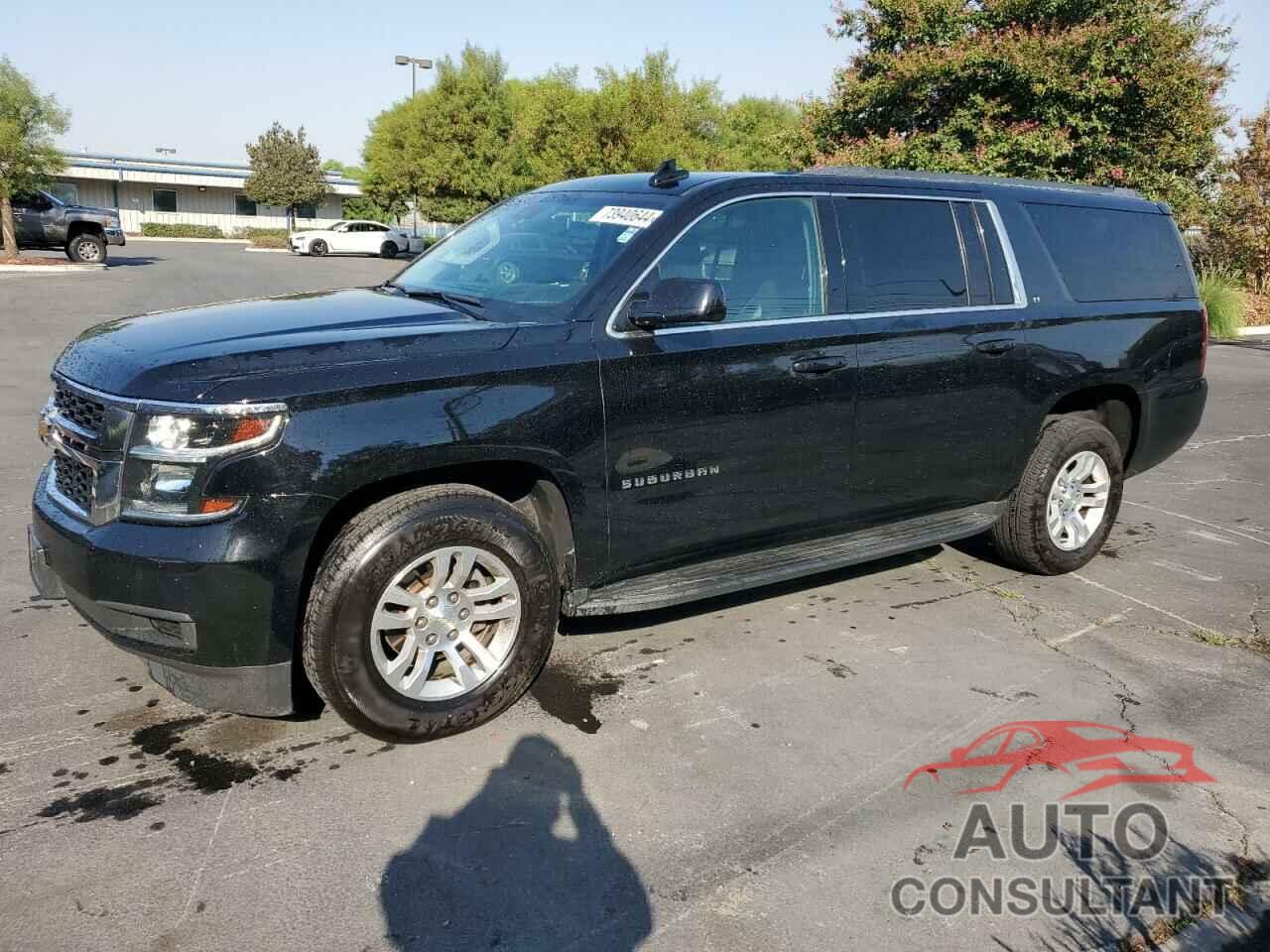 CHEVROLET SUBURBAN 2018 - 1GNSCHKC0JR160017