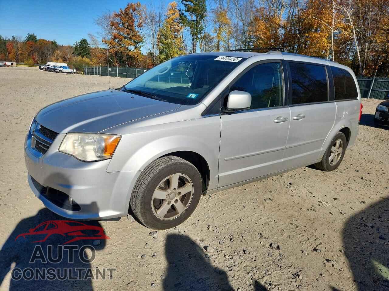 DODGE CARAVAN 2011 - 2D4RN5DG8BR763859