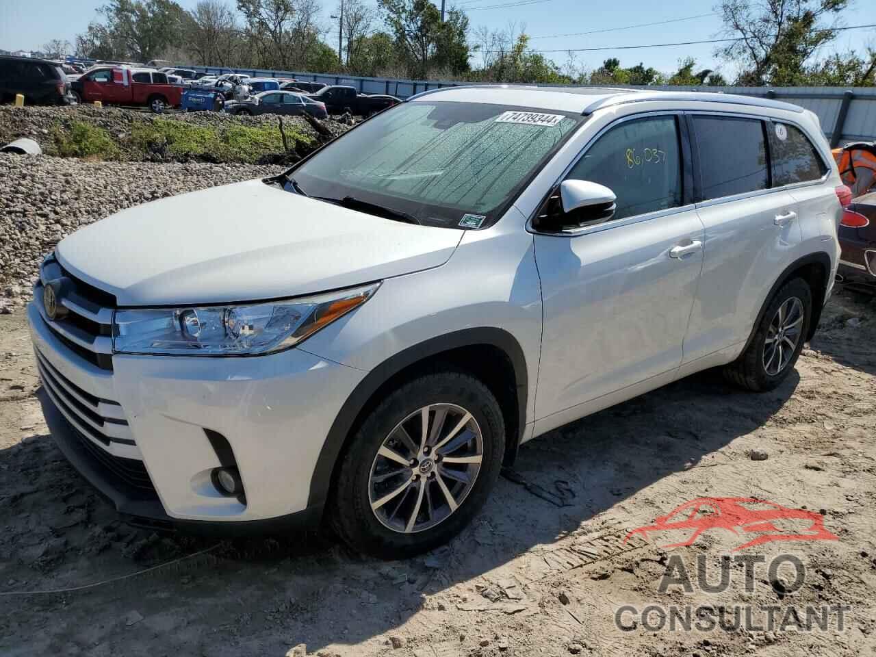 TOYOTA HIGHLANDER 2017 - 5TDJZRFH9HS514305