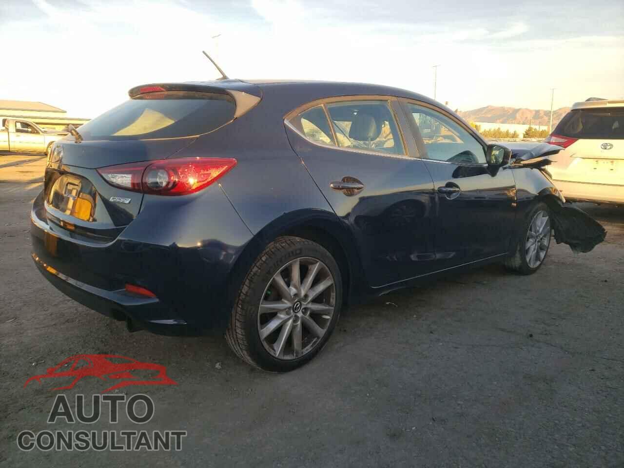 MAZDA 3 2017 - 3MZBN1L74HM148103