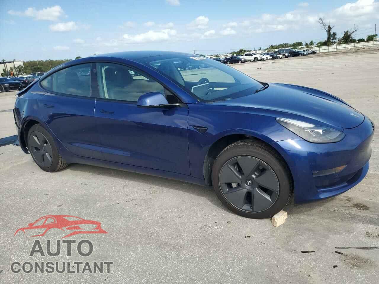 TESLA MODEL 3 2021 - 5YJ3E1EA4MF085096