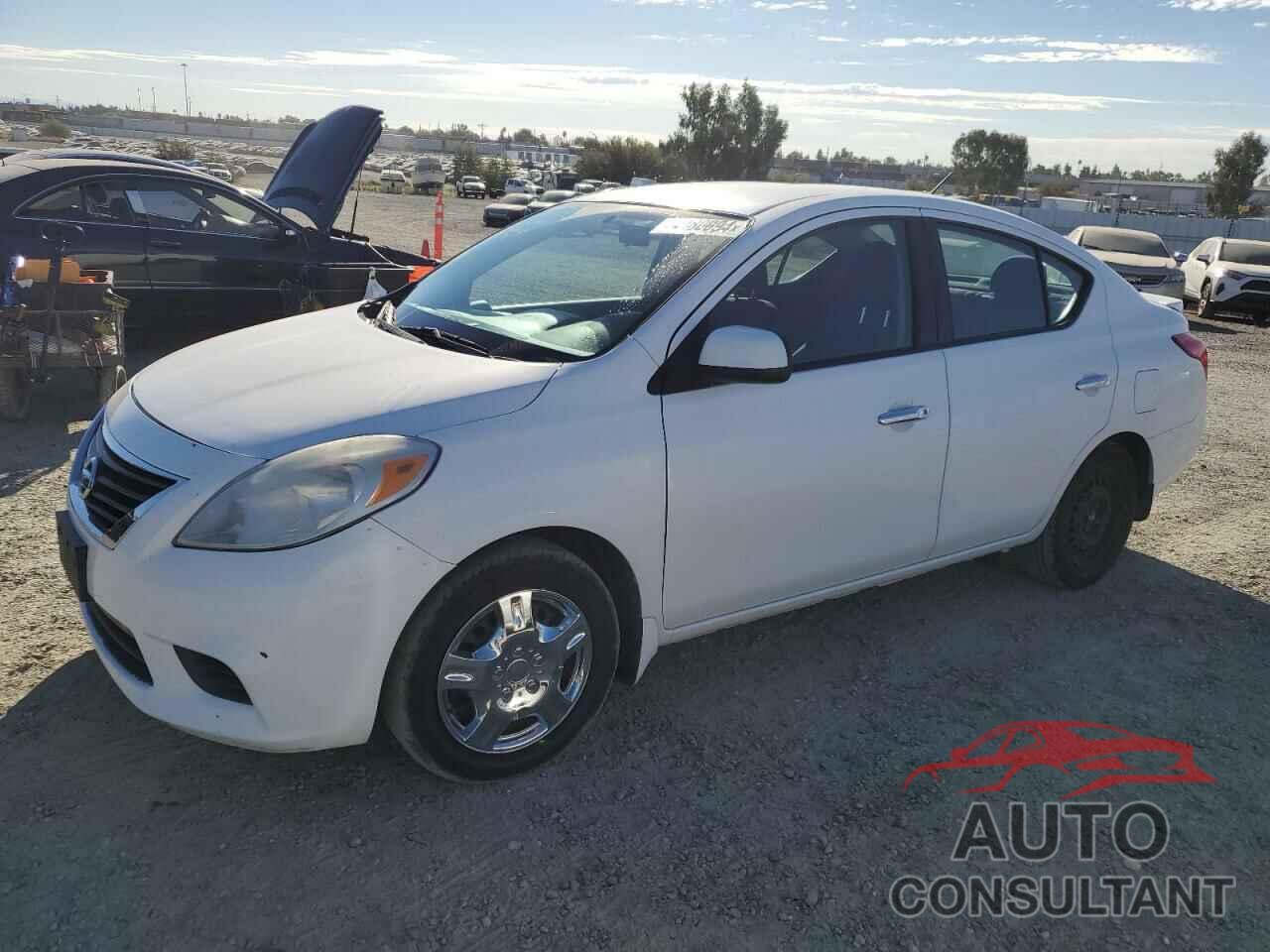 NISSAN VERSA 2014 - 3N1CN7AP8EL826207