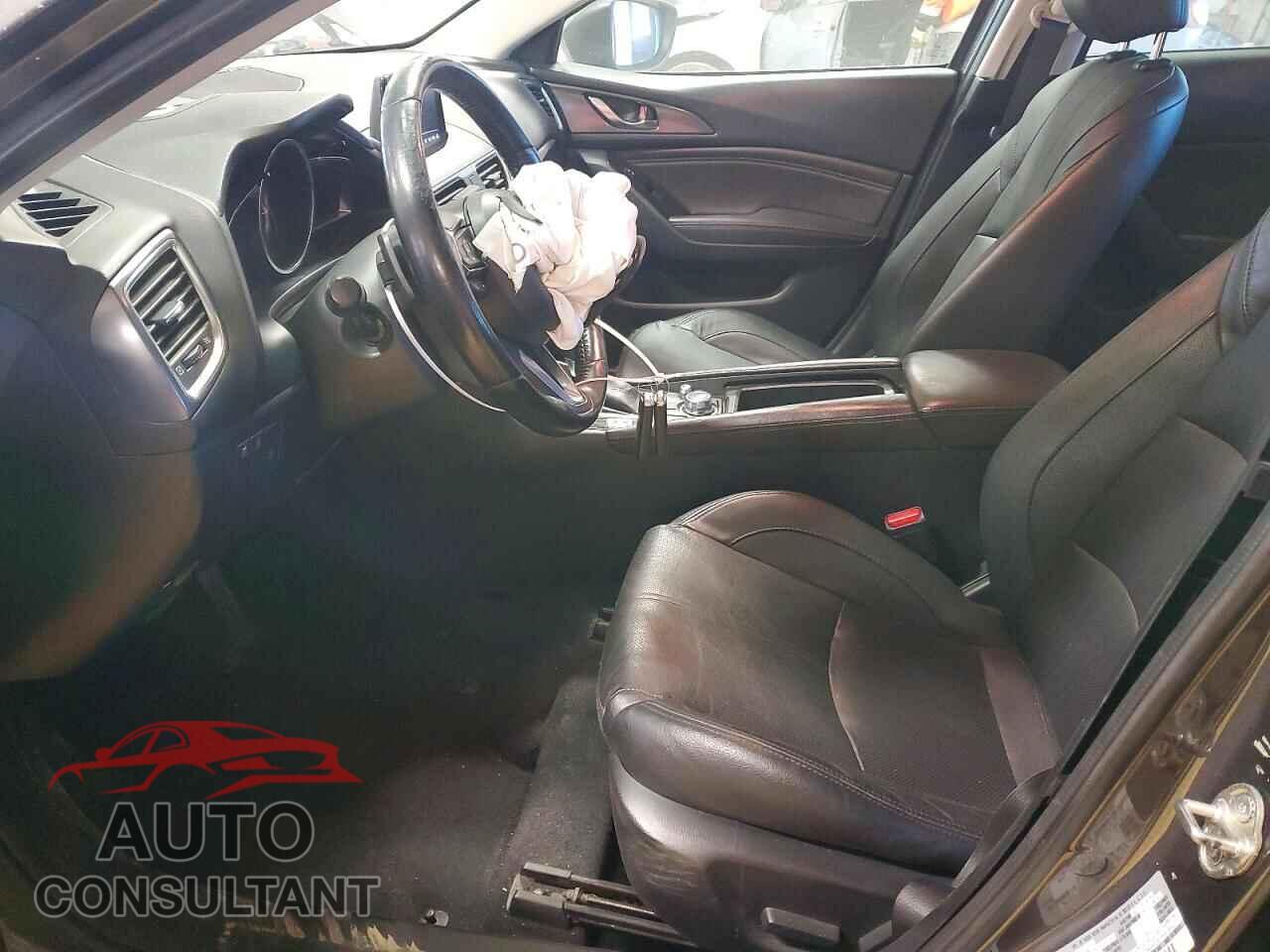 MAZDA 3 2017 - 3MZBN1W38HM137727