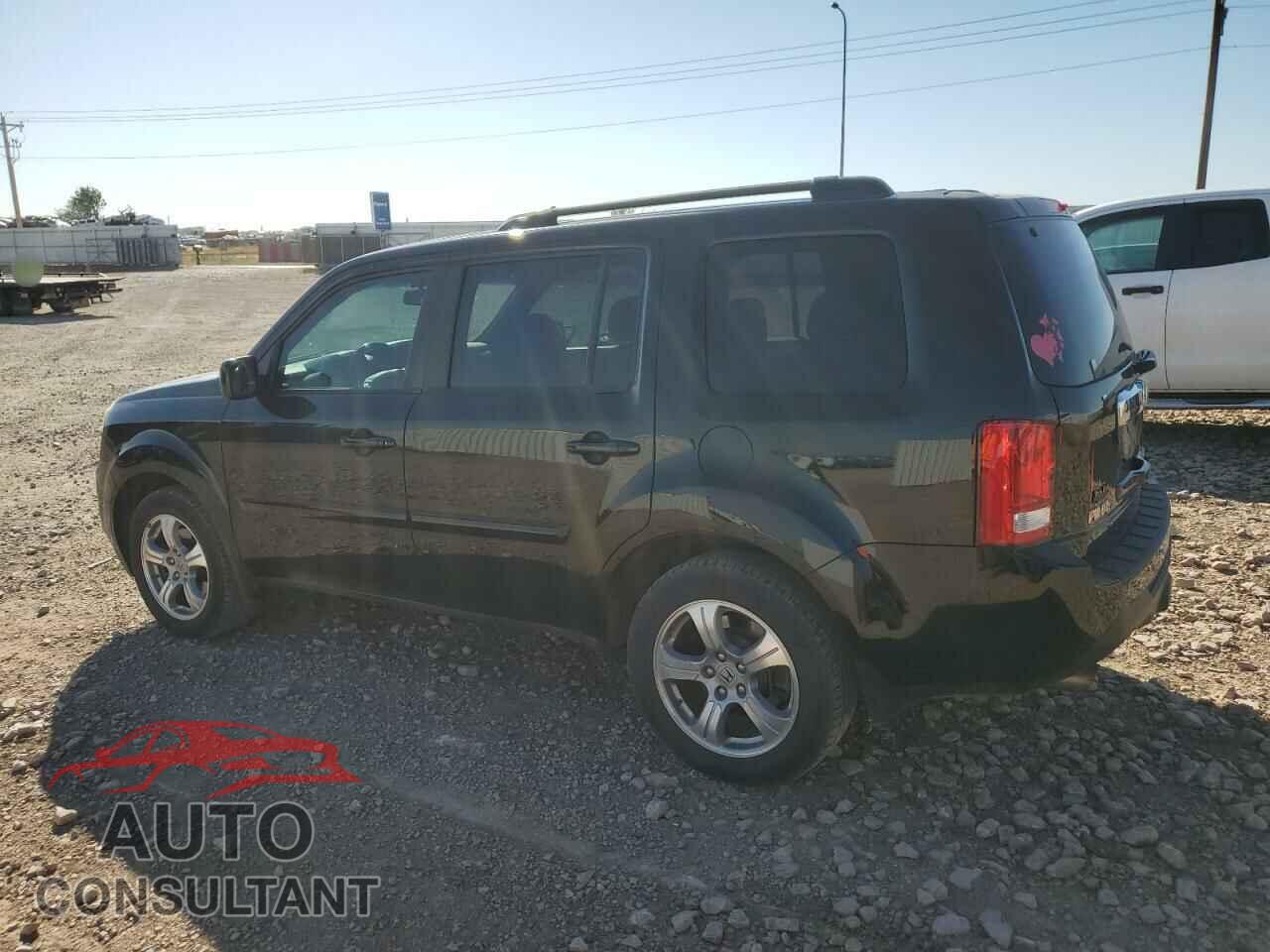 HONDA PILOT 2015 - 5FNYF4H59FB026082