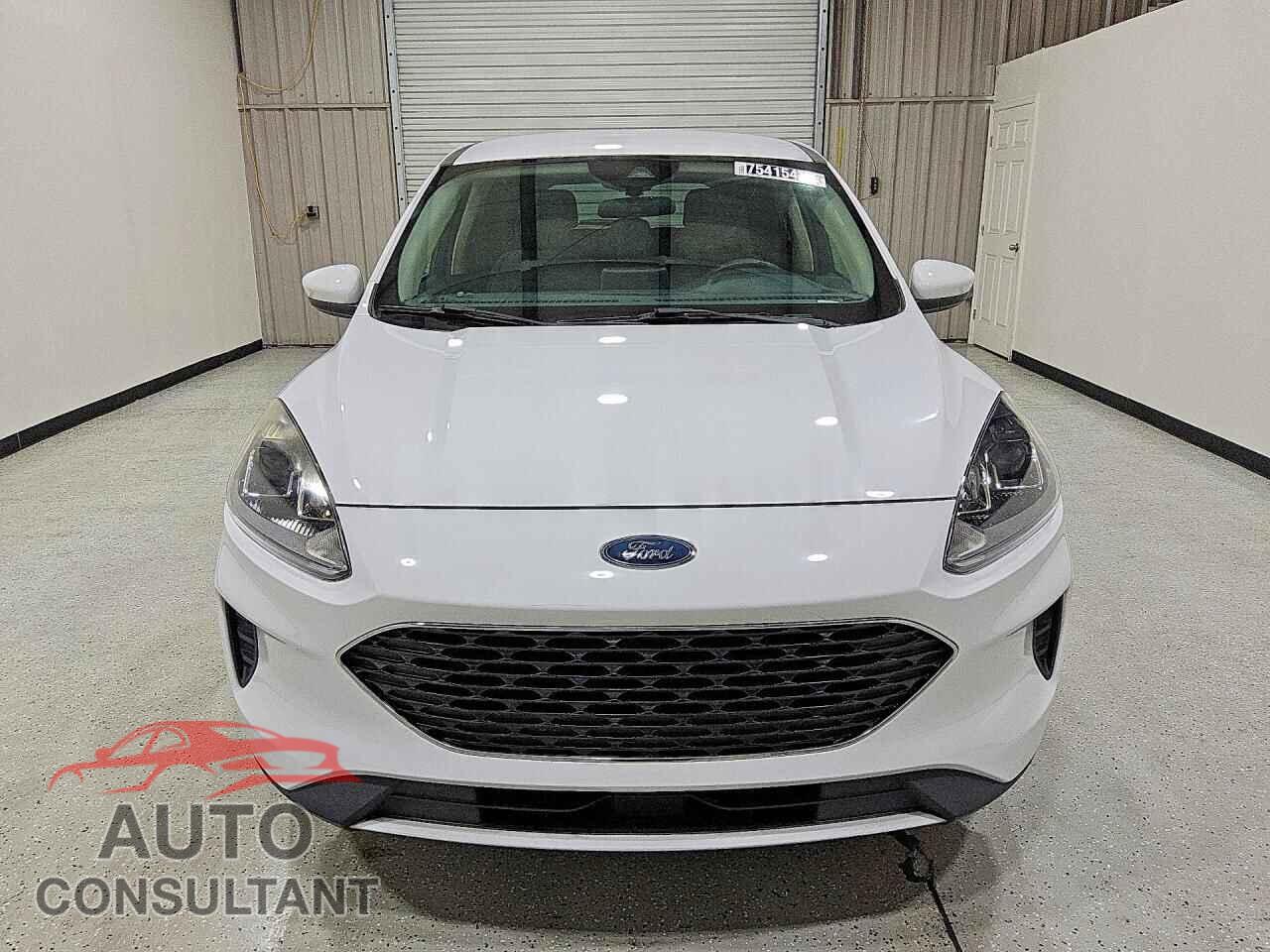FORD ESCAPE 2020 - 1FMCU0G6XLUB84609