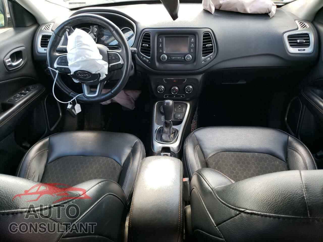 JEEP COMPASS 2018 - 3C4NJDBB5JT206668