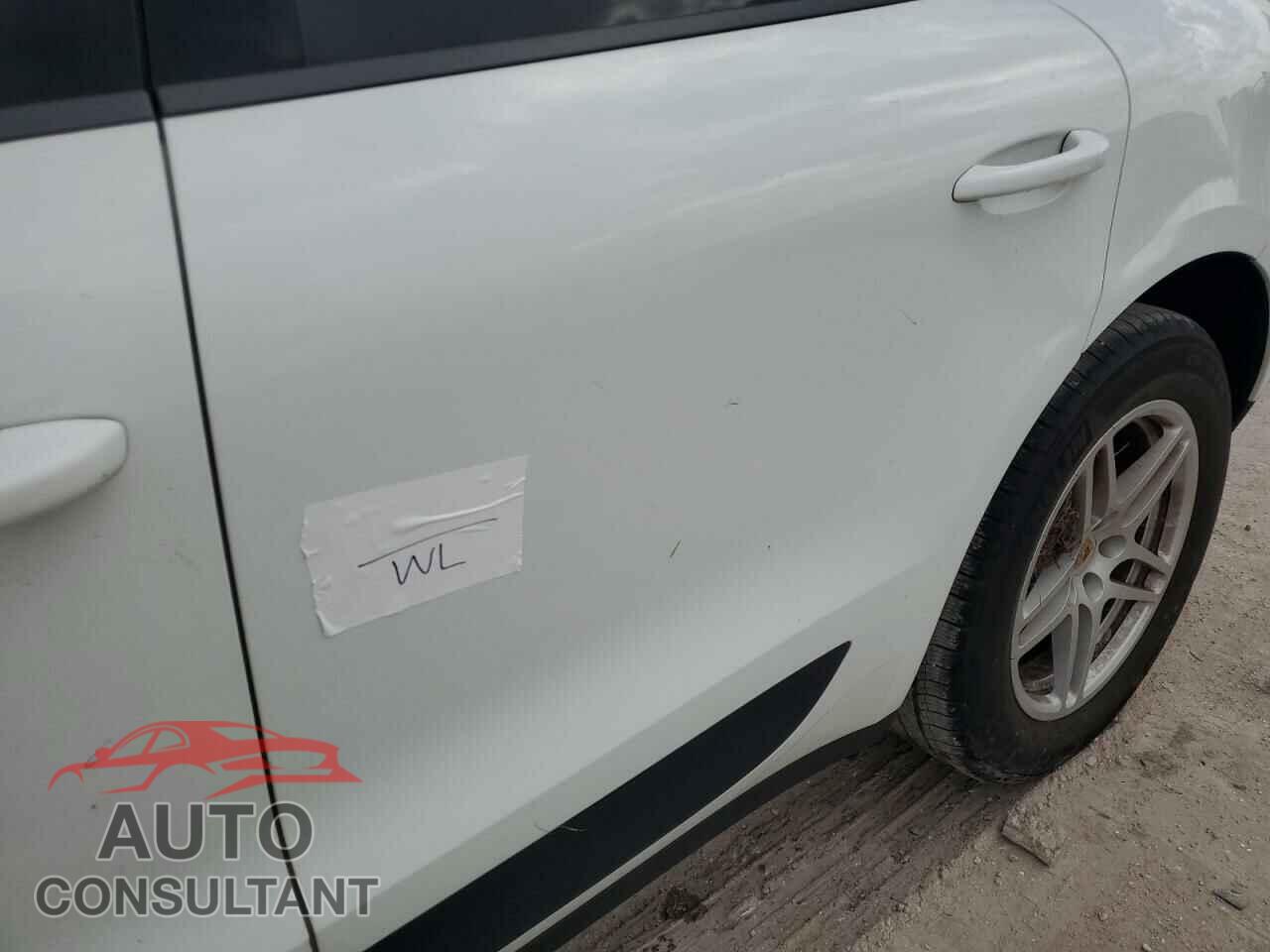 PORSCHE MACAN 2018 - WP1AA2A56JLB21623