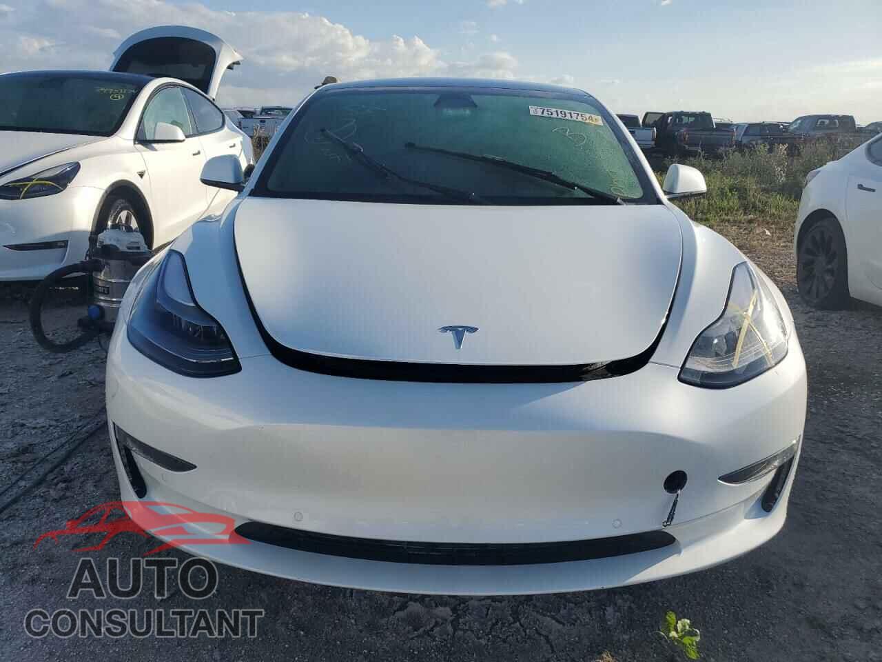 TESLA MODEL 3 2022 - 5YJ3E1EB2NF105615