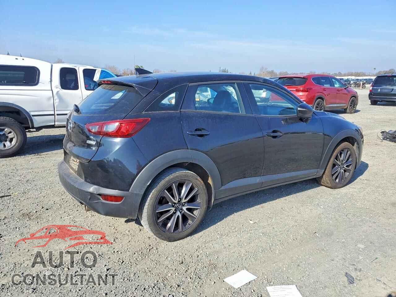 MAZDA CX-3 2018 - JM1DKFC78J1307242