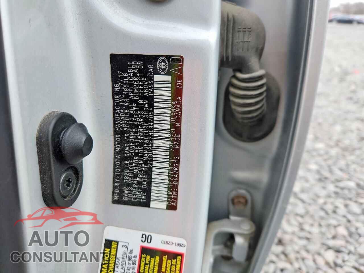 TOYOTA COROLLA 2017 - 2T1BURHE7HC947054