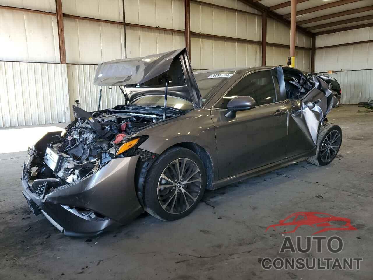 TOYOTA CAMRY 2018 - 4T1B11HK0JU621567