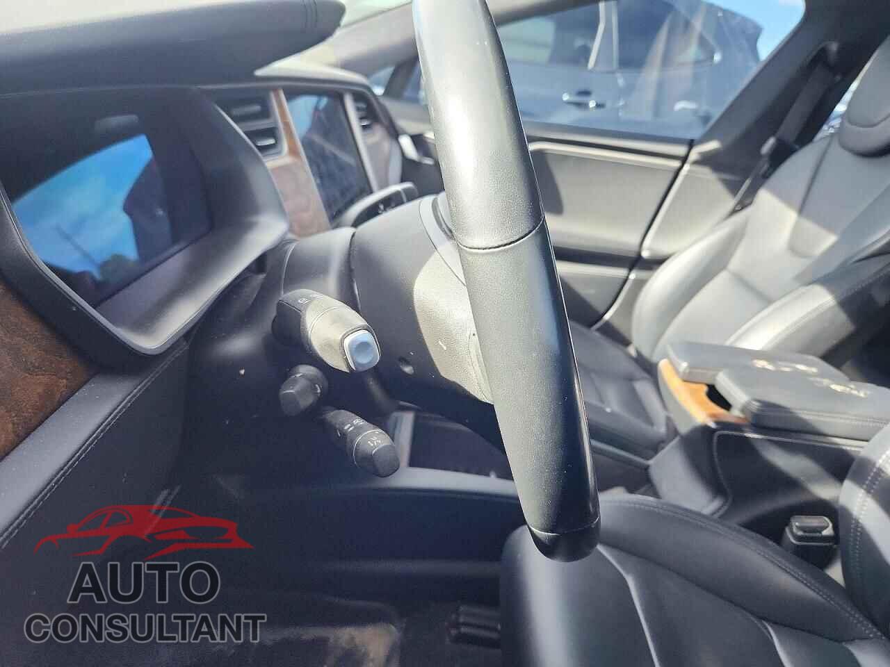 TESLA MODEL S 2019 - 5YJSA1E24KF312137