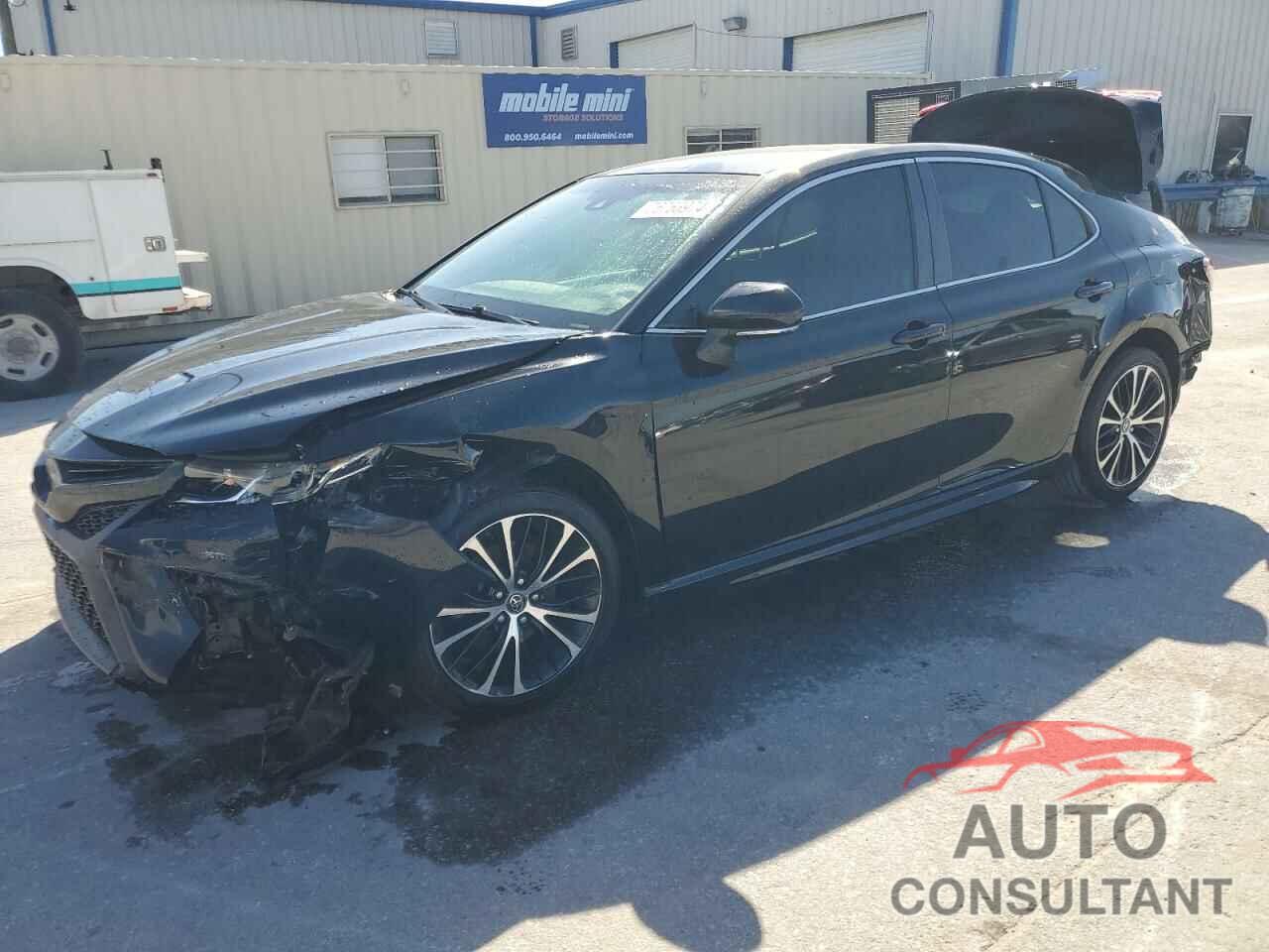 TOYOTA CAMRY 2018 - 4T1B11HK4JU554441