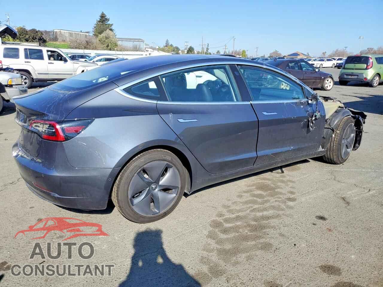TESLA MODEL 3 2017 - 5YJ3E1EA0HF002799