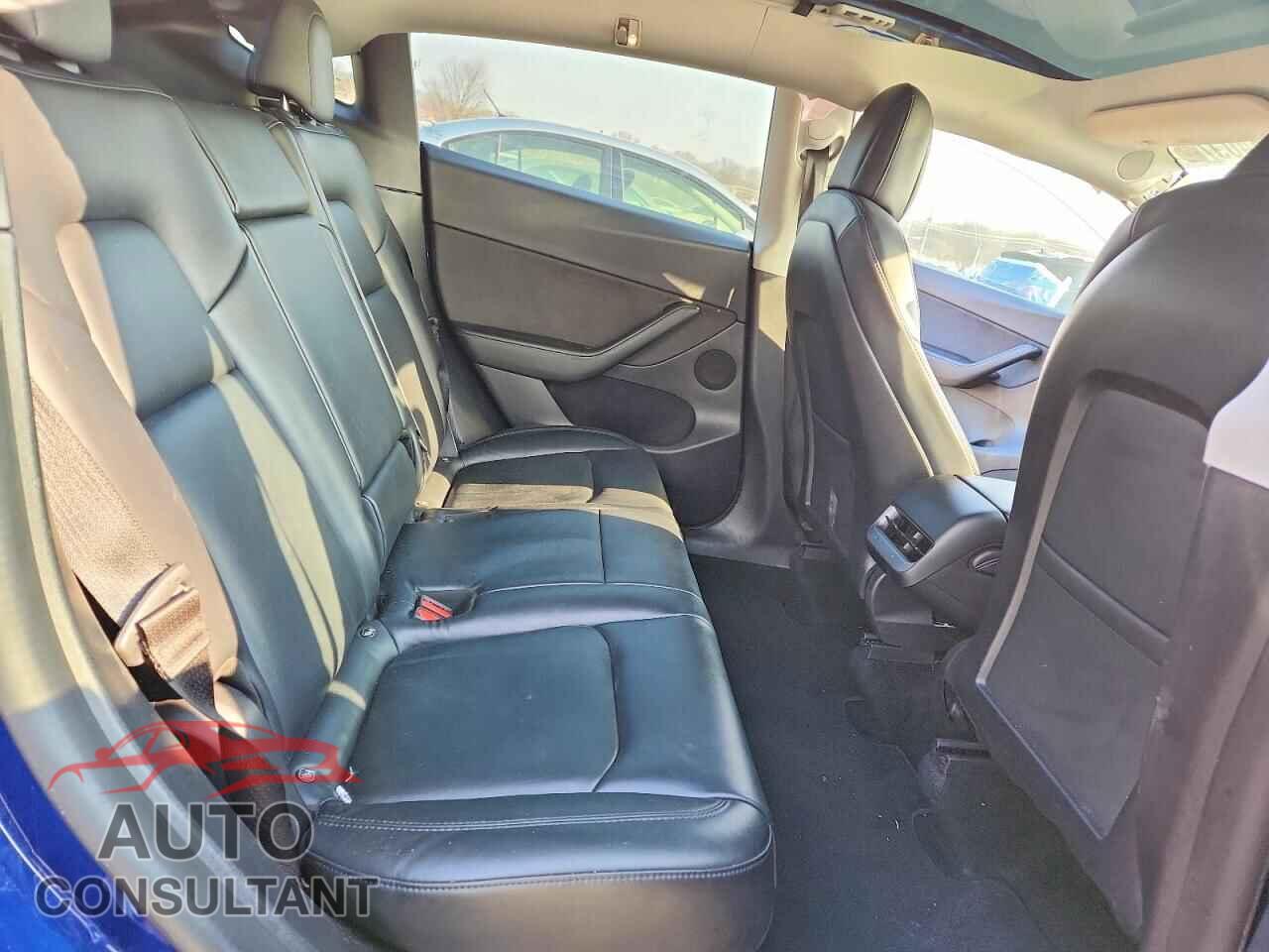 TESLA MODEL Y 2022 - 7SAYGDEE3NF481416