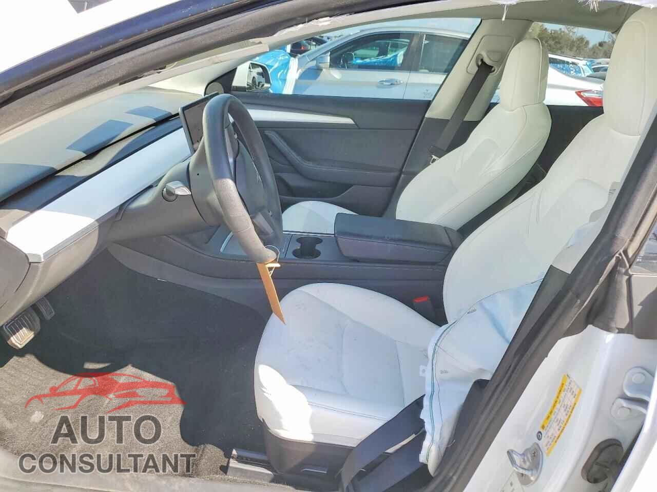 TESLA MODEL 3 2021 - 5YJ3E1EA4MF086653