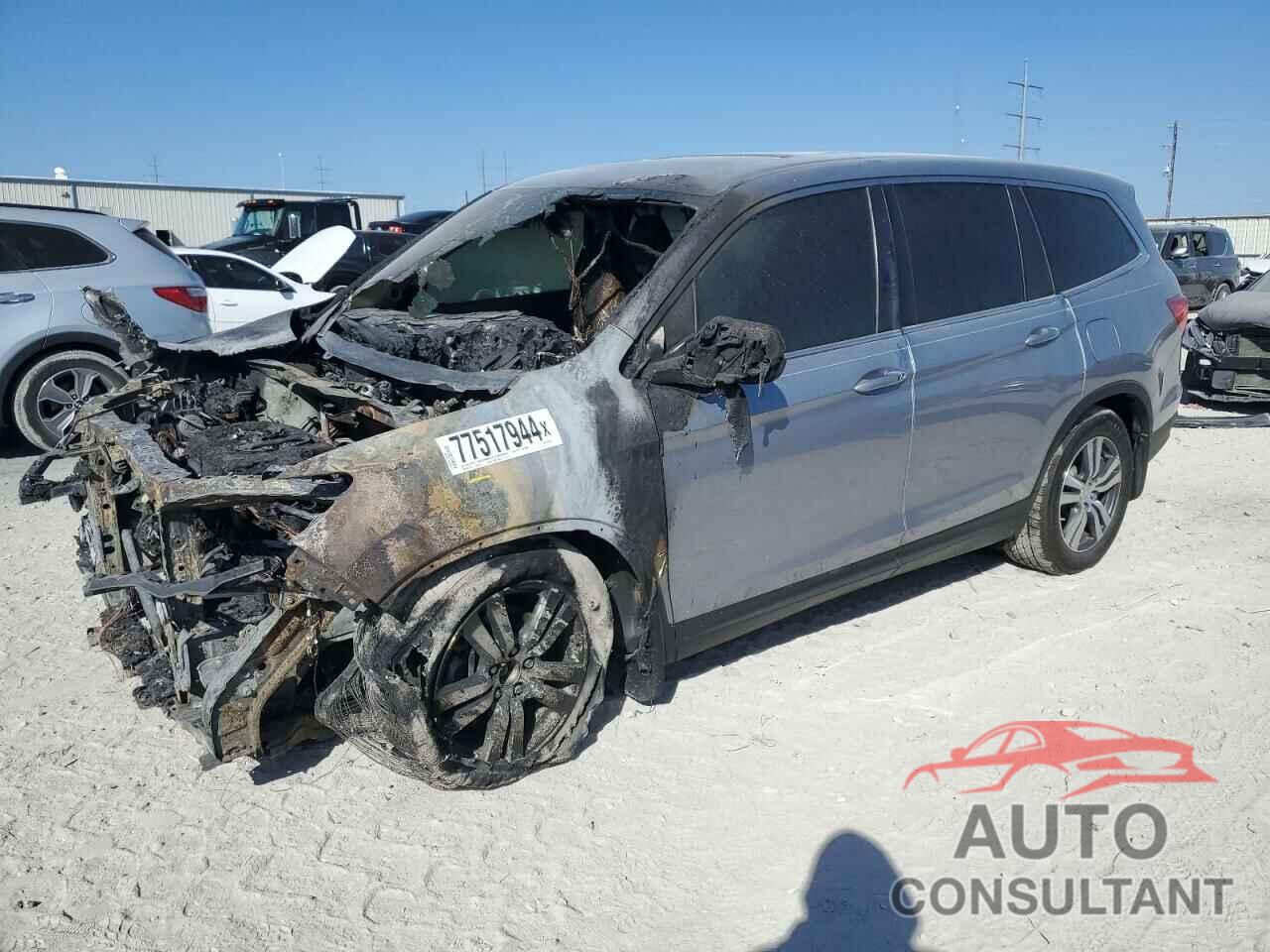 HONDA PILOT 2017 - 5FNYF5H67HB041696