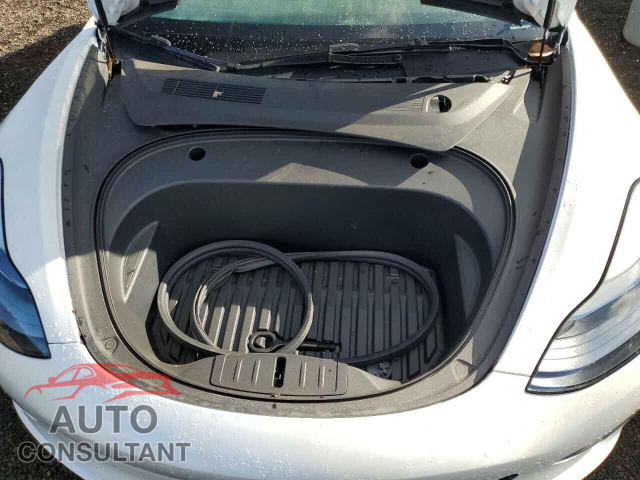 TESLA MODEL 3 2023 - 5YJ3E1EC4PF586916