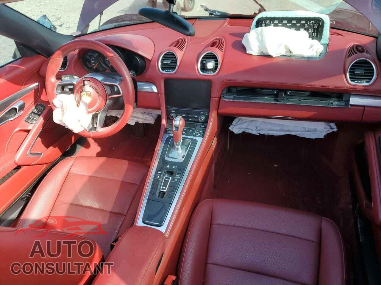 PORSCHE BOXSTER 2018 - WP0CA2A89JS210094