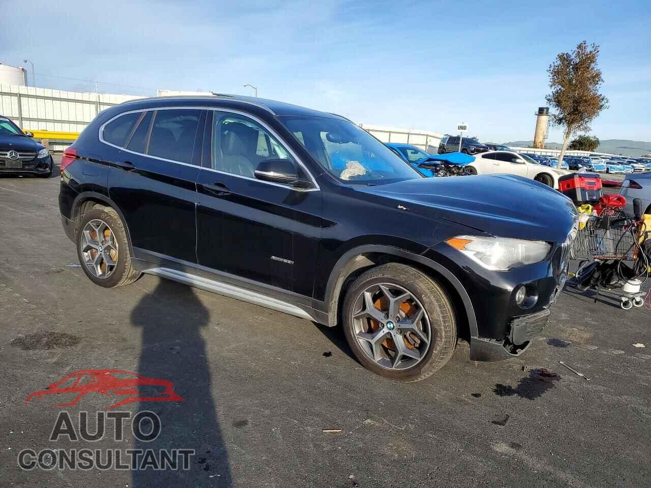 BMW X1 2017 - WBXHT3C33H5F73660