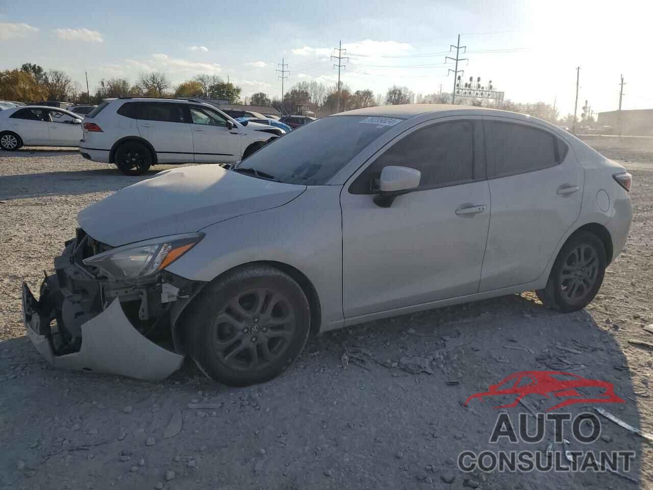 TOYOTA YARIS 2019 - 3MYDLBYV4KY509894