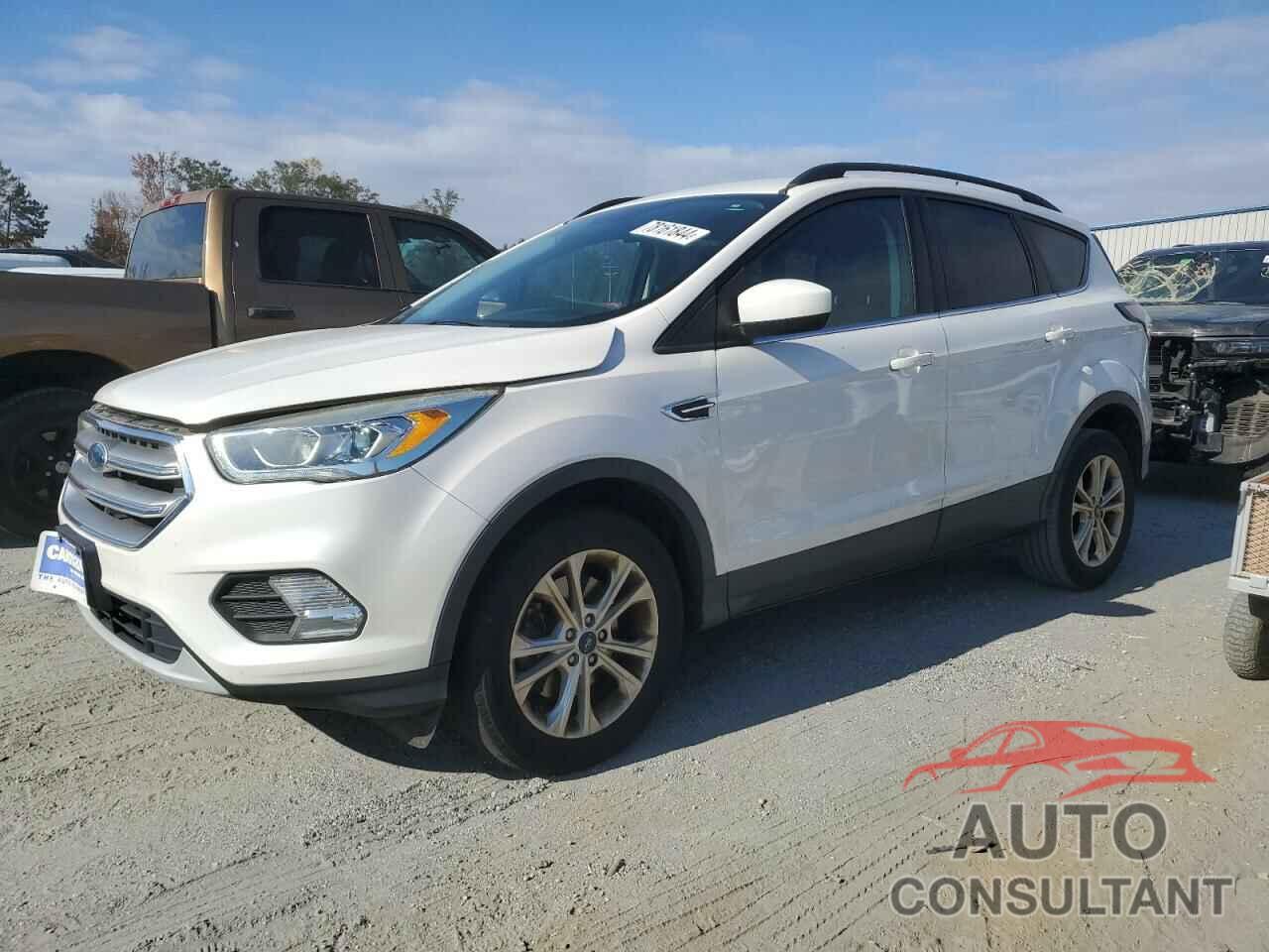 FORD ESCAPE 2017 - 1FMCU9G90HUB71292