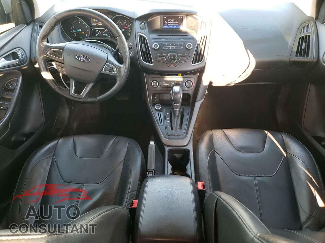 FORD FOCUS 2016 - 1FADP3K24GL336875
