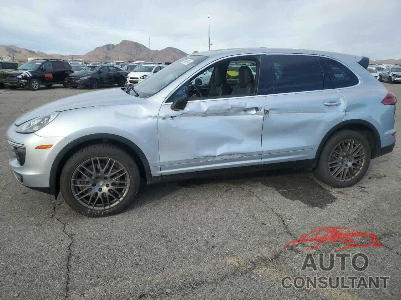 PORSCHE CAYENNE 2016 - WP1AA2A20GKA15799