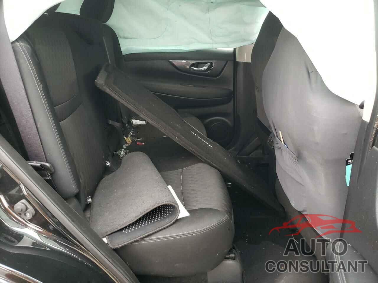 NISSAN ROGUE 2017 - KNMAT2MT0HP599514