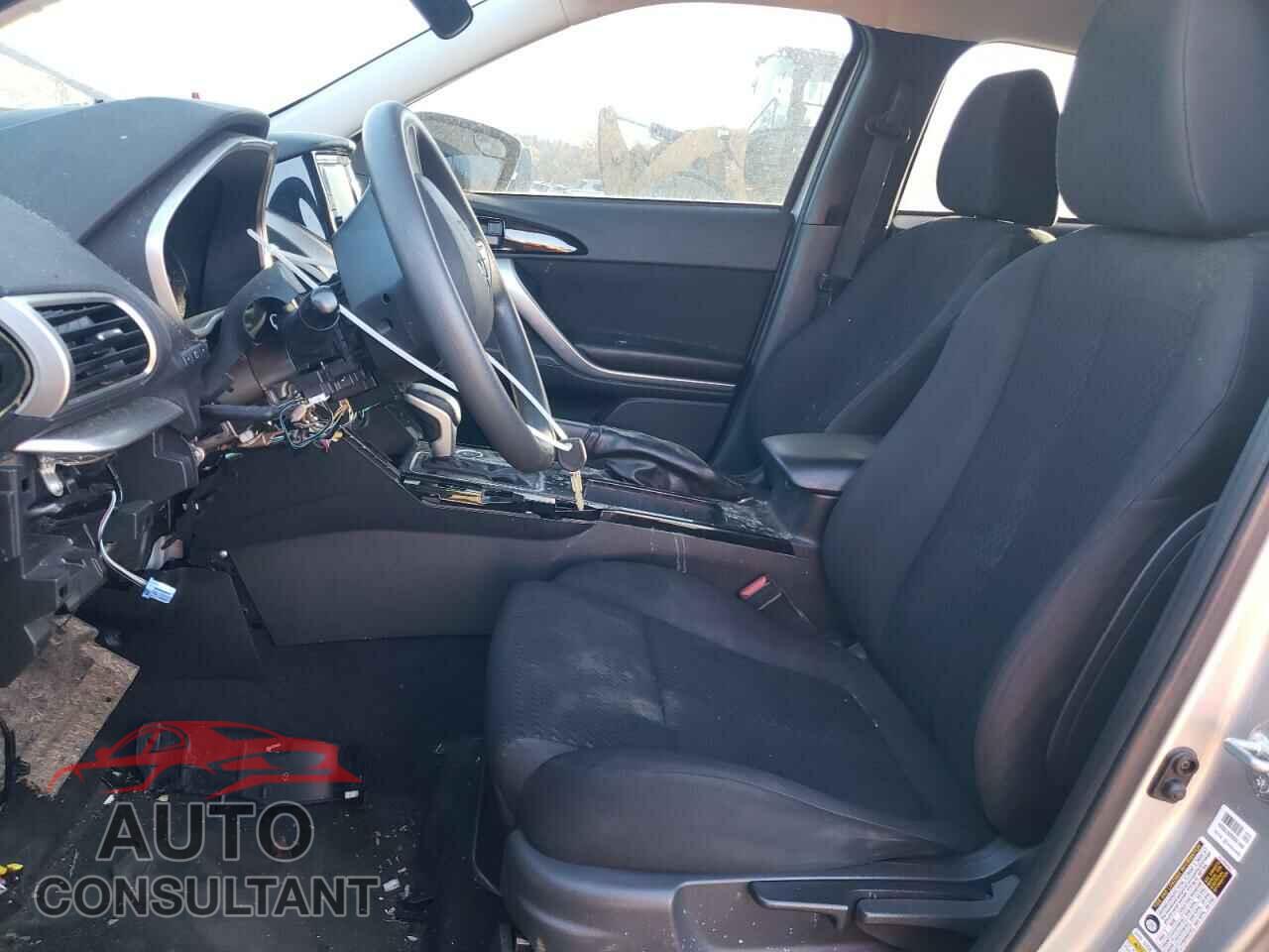 MITSUBISHI ECLIPSE 2018 - JA4AT3AA1JZ068948