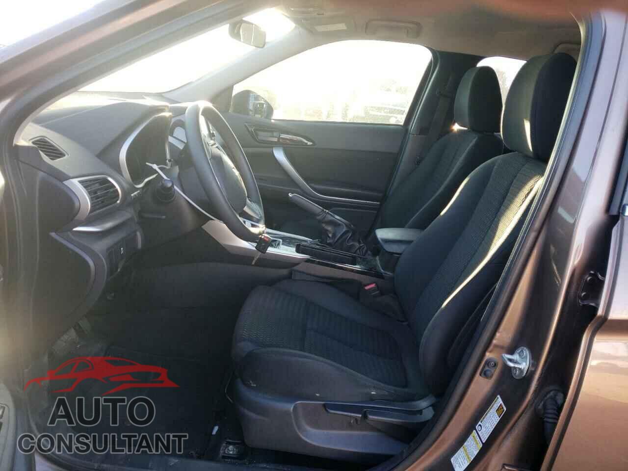 MITSUBISHI ECLIPSE 2018 - JA4AT3AA2JZ043797