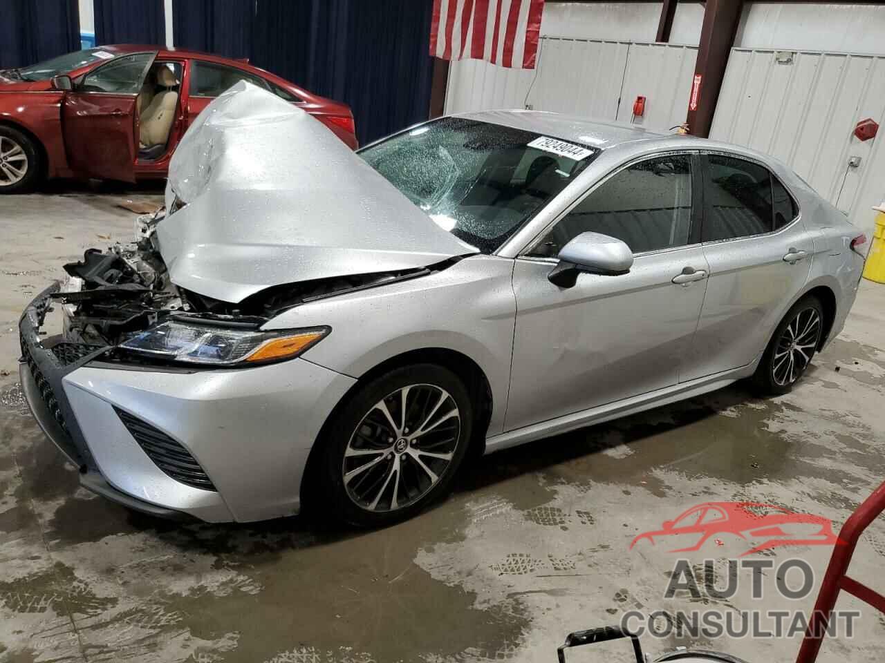 TOYOTA CAMRY 2018 - 4T1B11HK3JU039804