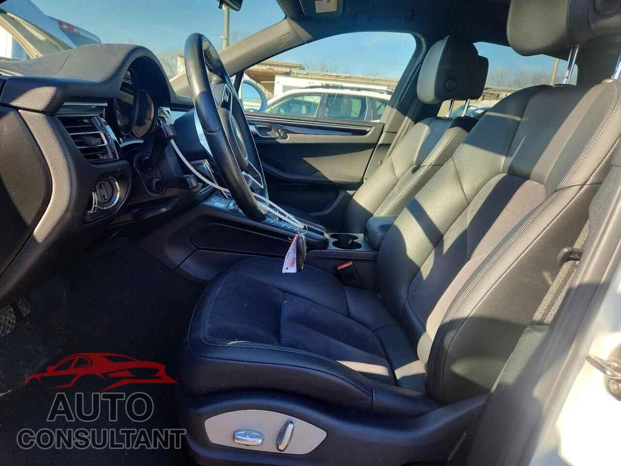 PORSCHE MACAN 2019 - WP1AA2A5XKLB04860