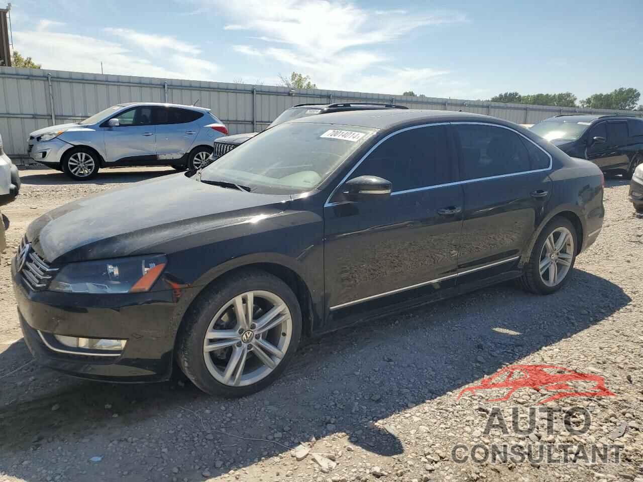 VOLKSWAGEN PASSAT 2013 - 1VWCN7A32DC125650