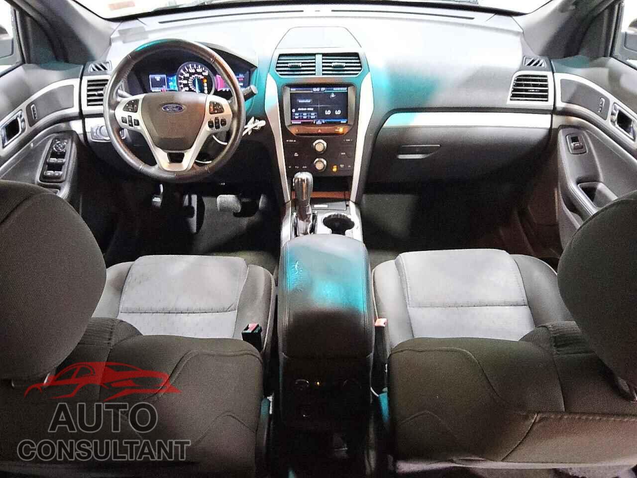 FORD EXPLORER 2015 - 1FM5K7D87FGA24896