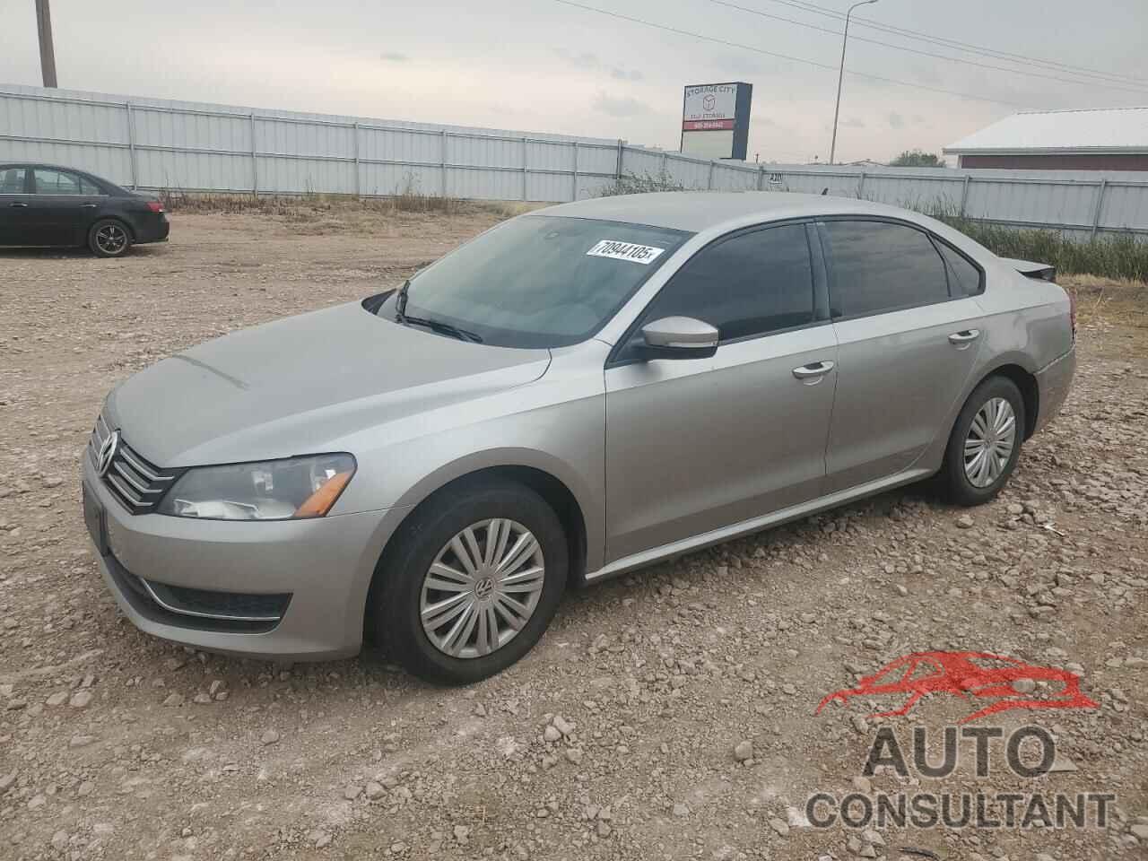 VOLKSWAGEN PASSAT 2014 - 1VWAT7A33EC072911