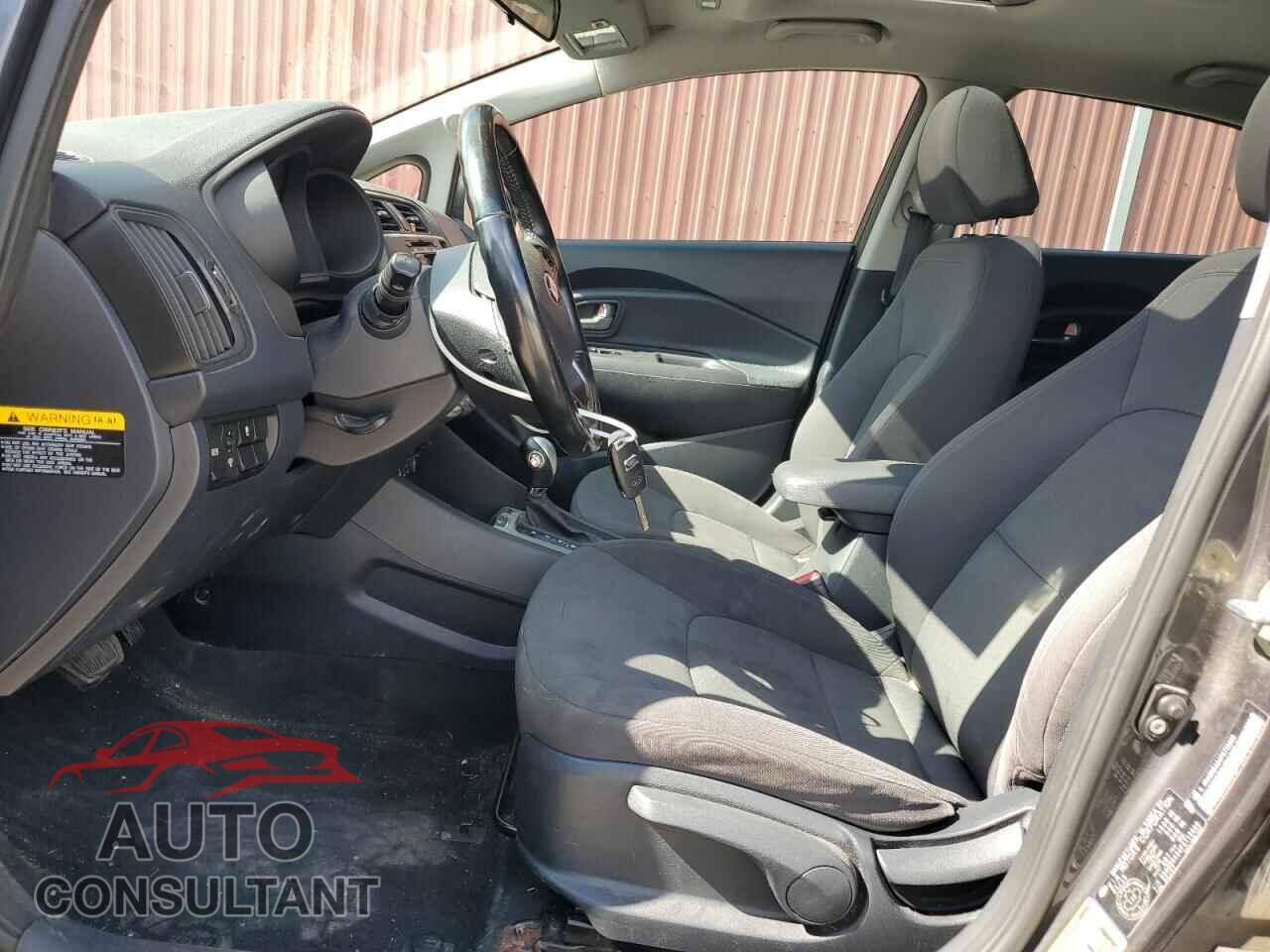 KIA RIO 2015 - KNADN5A34F6715939