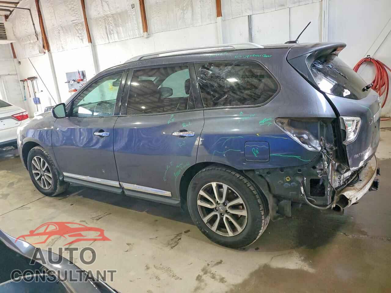 NISSAN PATHFINDER 2014 - 5N1AR2MM0EC613269