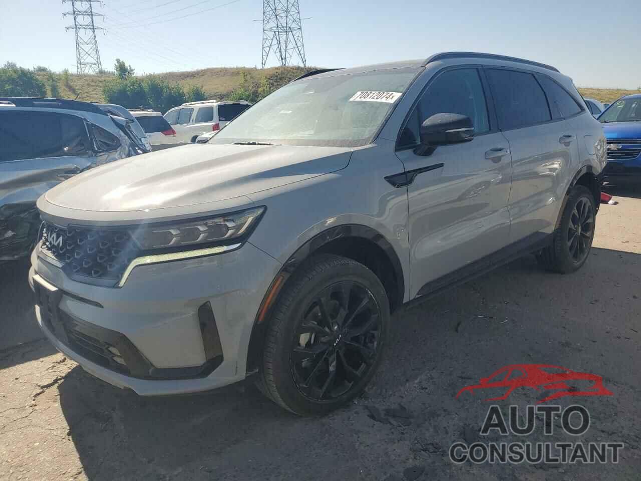 KIA SORENTO 2023 - 5XYRKDLF9PG238104