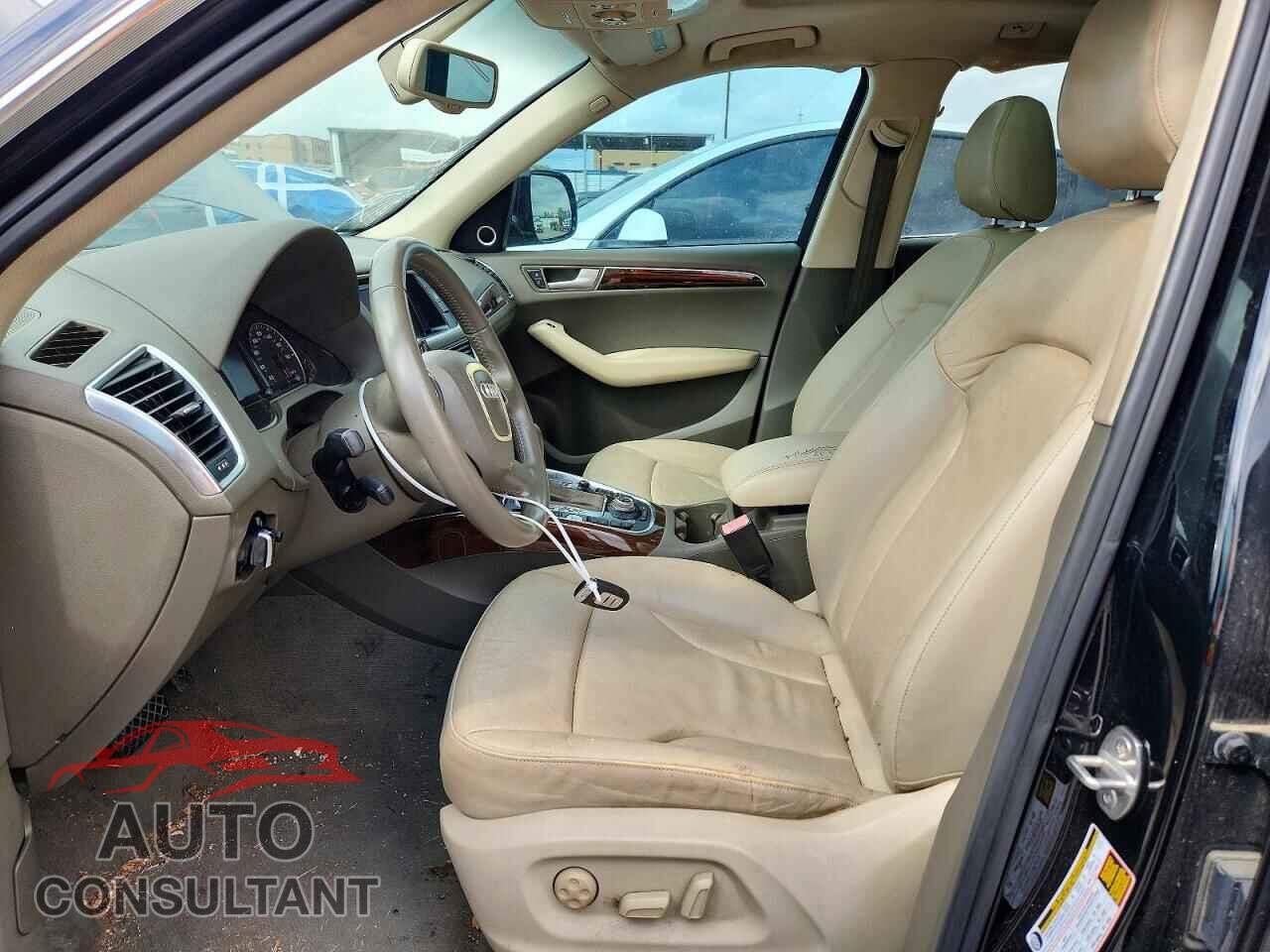 AUDI Q5 2012 - WA1LFAFP2CA137729