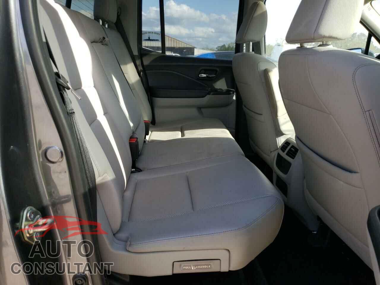 HONDA RIDGELINE 2017 - 5FPYK3F78HB006894