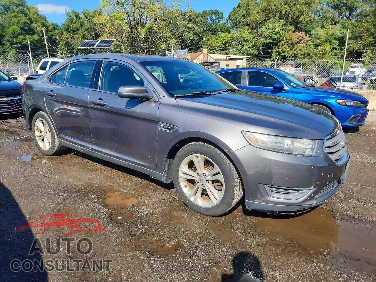 FORD TAURUS 2013 - 1FAHP2E89DG151656