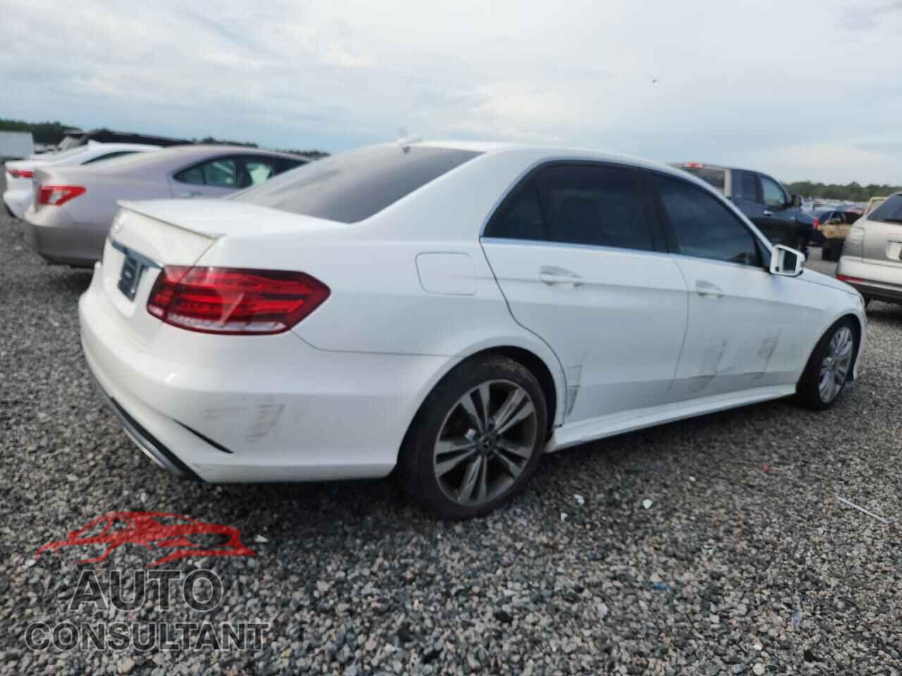 MERCEDES-BENZ E-CLASS 2014 - WDDHF5KB0EB026628