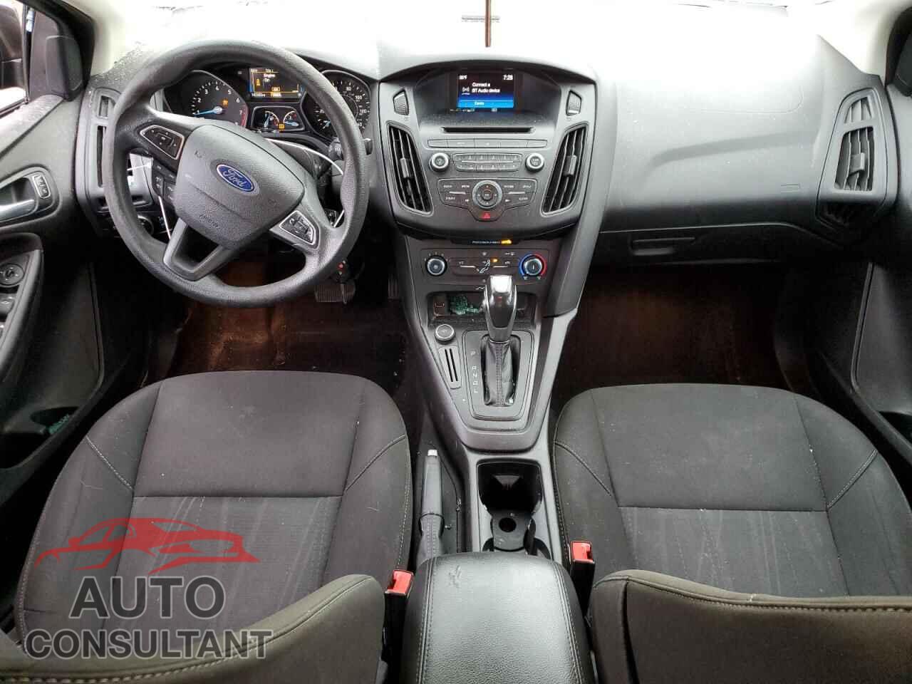 FORD FOCUS 2016 - 1FADP3F24GL206623