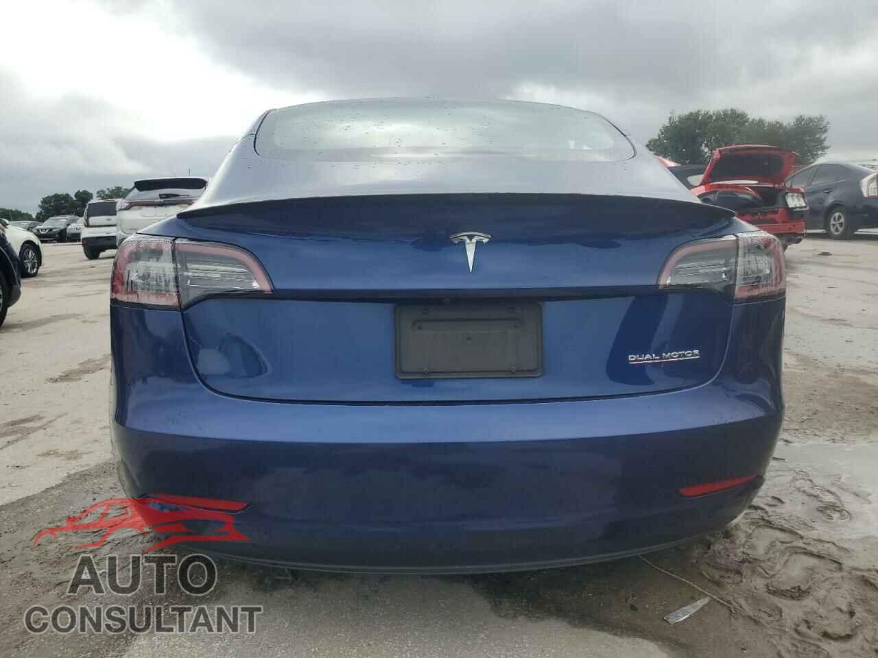 TESLA MODEL 3 2021 - 5YJ3E1EC1MF044975