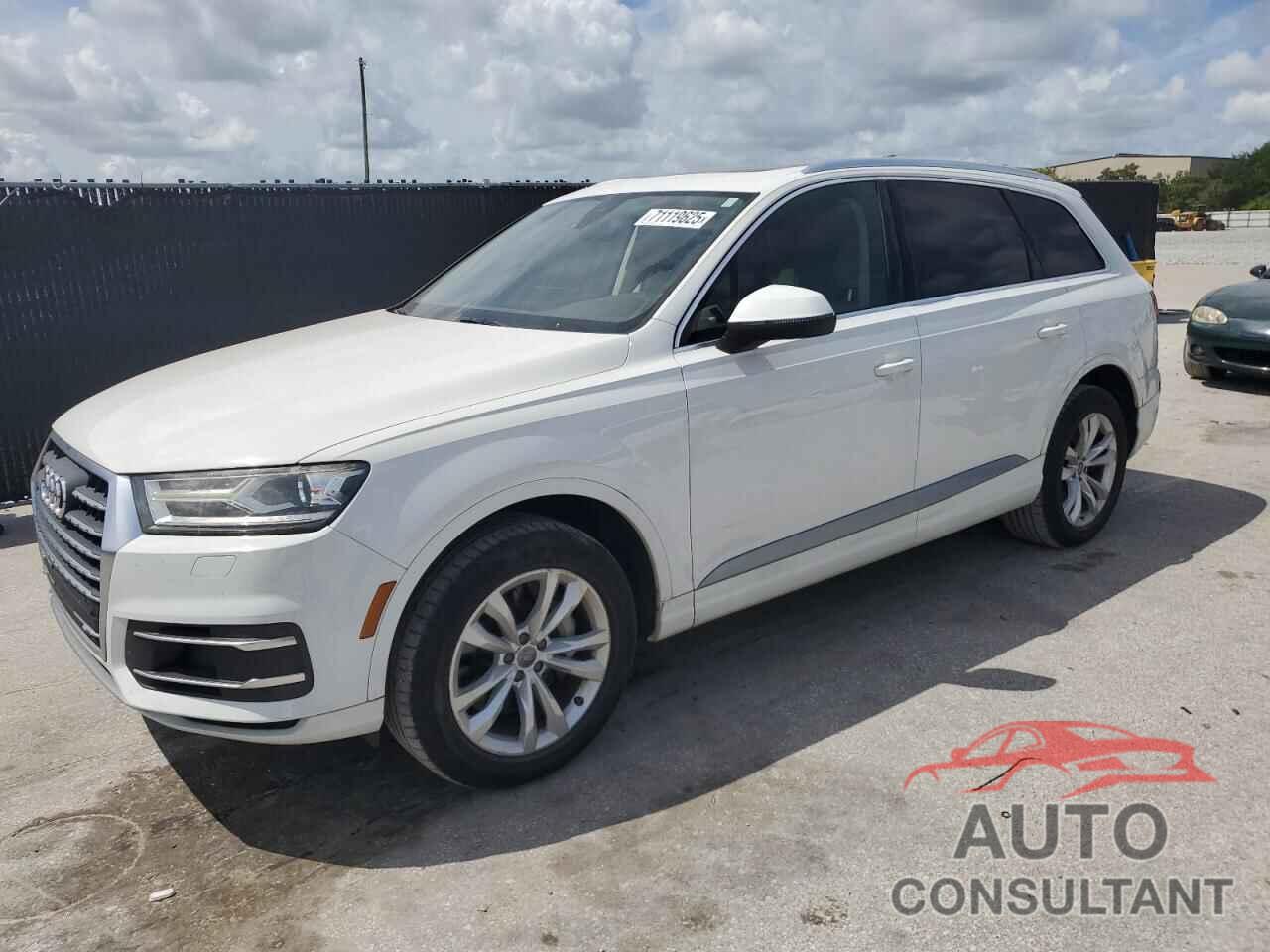 AUDI Q7 2017 - WA1LAAF71HD045841