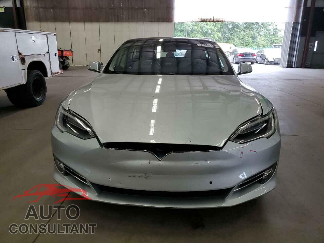 TESLA MODEL S 2017 - 5YJSA1E22HF229475