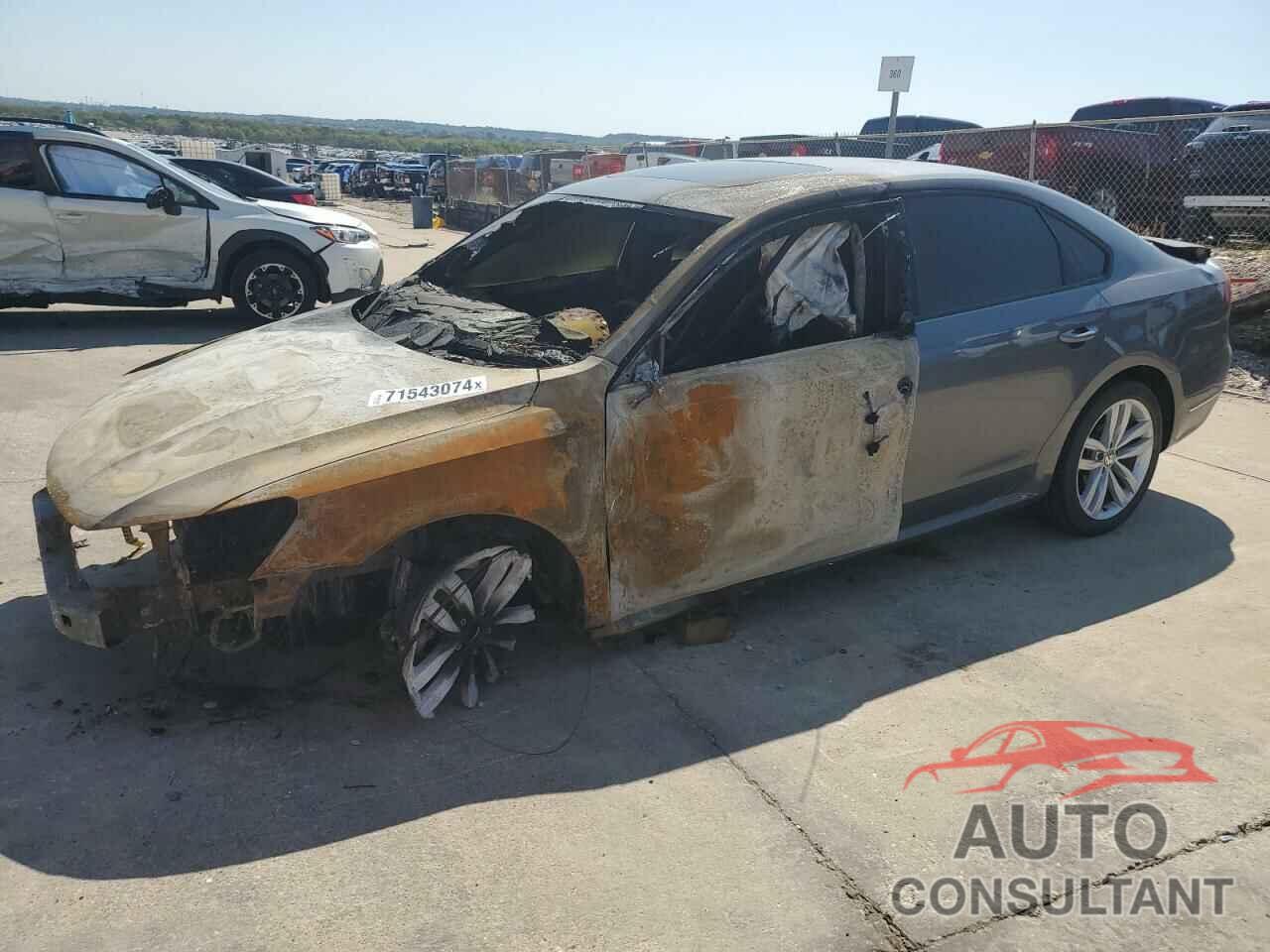 VOLKSWAGEN PASSAT 2019 - 1VWLA7A32KC009714